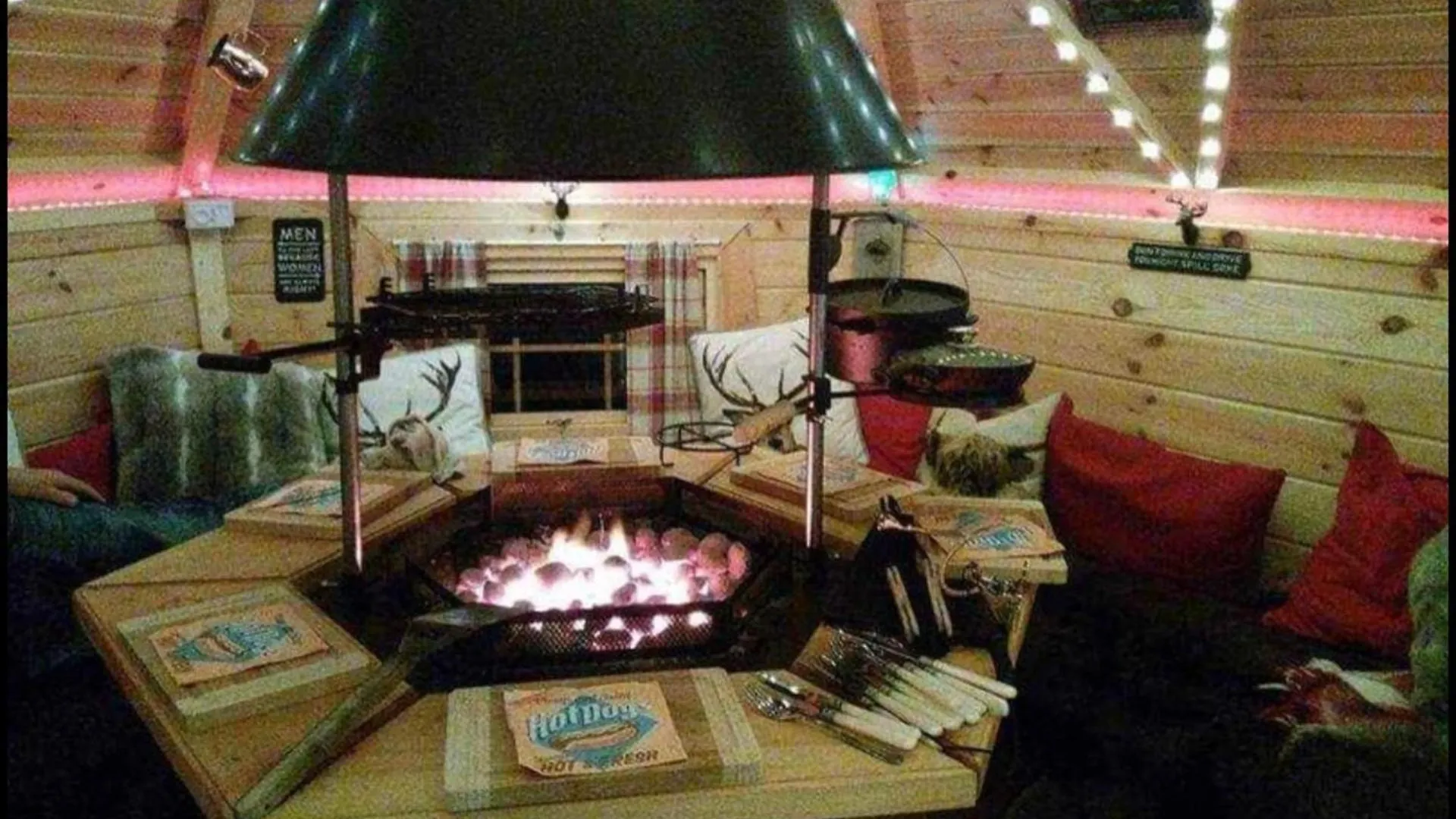 Ferienhaus Country Farmhouse - Swim Spa Hot Tub- Bbq Hut Otley