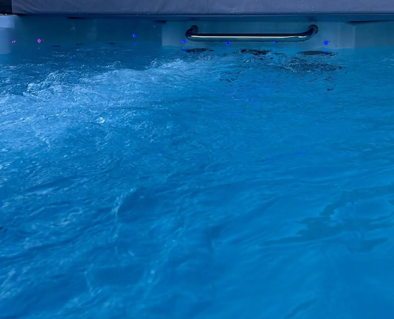 Country Farmhouse - Swim Spa Hot Tub- Bbq Hut Otley  Ferienhaus Otley (West Yorkshire)